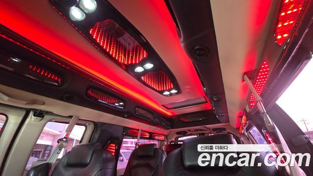 Chevrolet Express Van 2014 — photo 19