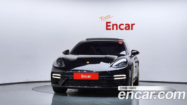 Porsche Panamera 2023 — photo 3