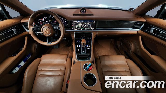 Porsche Panamera 2023 — photo 10