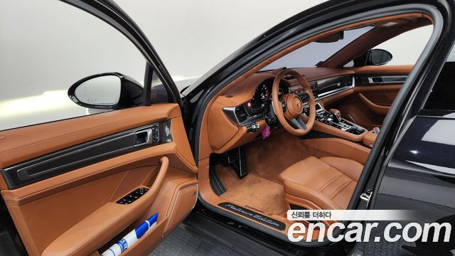 Porsche Panamera 2023 — photo 13