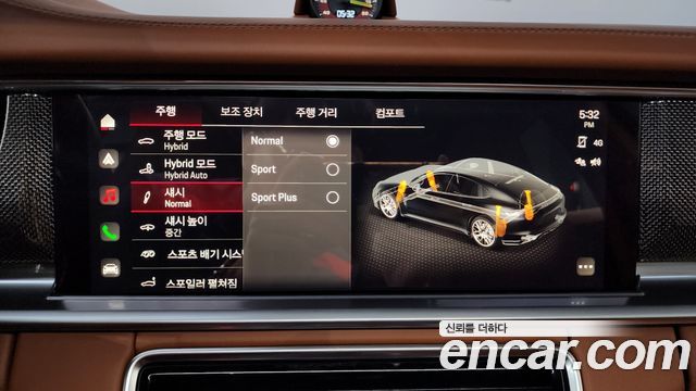 Porsche Panamera 2023 — photo 21