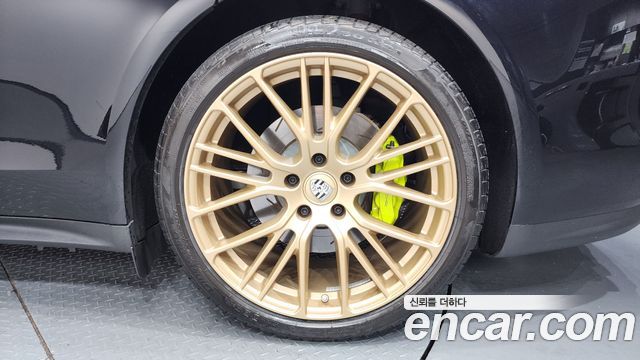 Porsche Panamera 2023 — photo 7