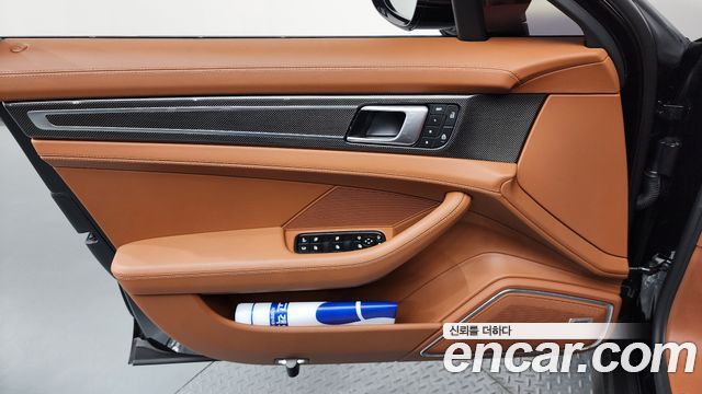 Porsche Panamera 2023 — photo 14