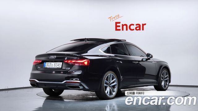 Audi A5 2023 — photo 2