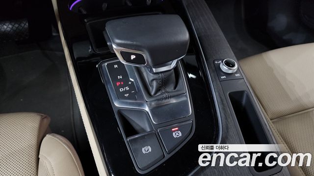 Audi A5 2023 — photo 9