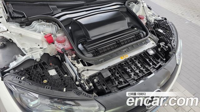 Mercedes-Benz EQE 2023 — photo 6