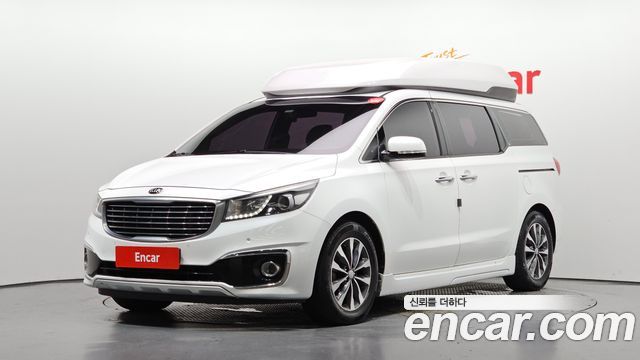 Kia Canival 2017 — photo 1