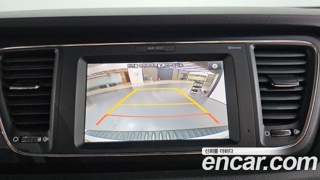 Kia Canival 2017 — photo 21