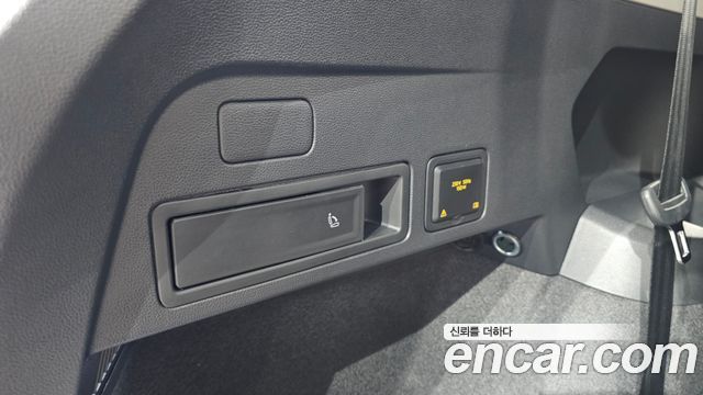 Volkswagen Tiguan 2023 — photo 33