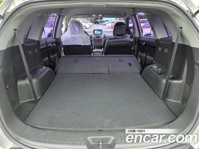 Kia Sorento 2010 — photo 17