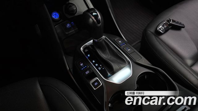 Hyundai Santafe 2018 — photo 12