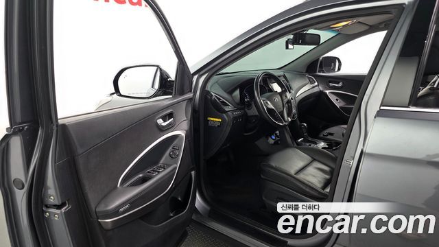 Hyundai Santafe 2018 — photo 13