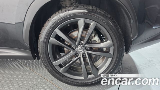 Lexus NX 2025 — photo 7