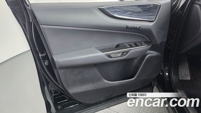 Lexus NX 2025 — photo 14