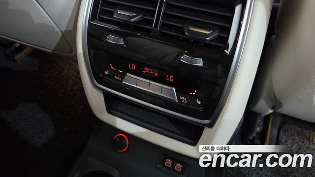 BMW X7 2024 — photo 18
