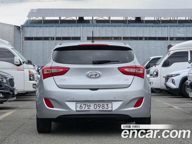 Hyundai i30 2016 — photo 7