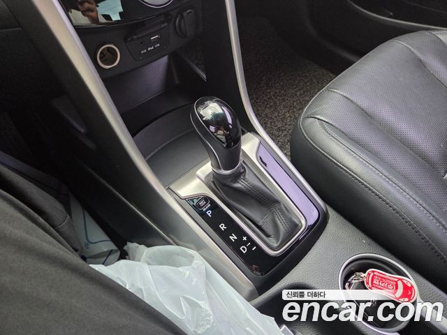 Hyundai i30 2016 — photo 14