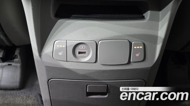 Kia Canival 2019 — photo 18
