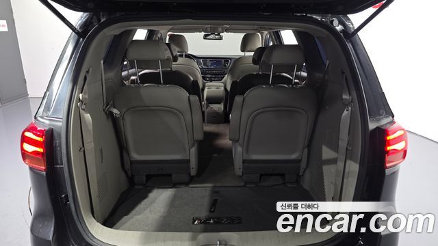 Kia Canival 2019 — photo 20