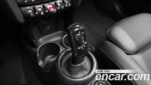 Mini Cooper 2023 — photo 12