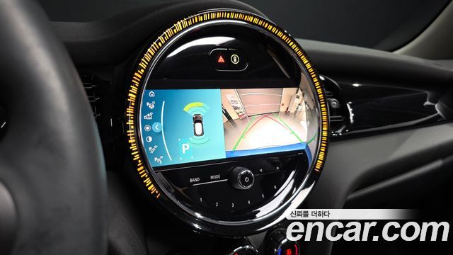 Mini Cooper 2023 — photo 21
