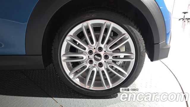 Mini Cooper 2023 — photo 7
