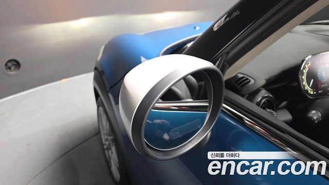 Mini Cooper 2023 — photo 35