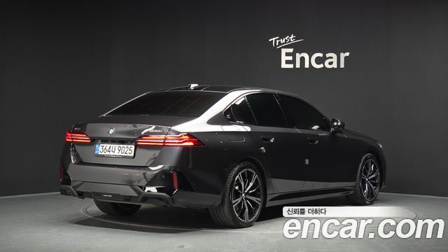 BMW 5-Series 2026 — photo 2