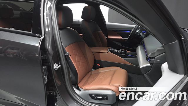 BMW 5-Series 2026 — photo 16