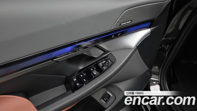 BMW 5-Series 2026 — photo 30