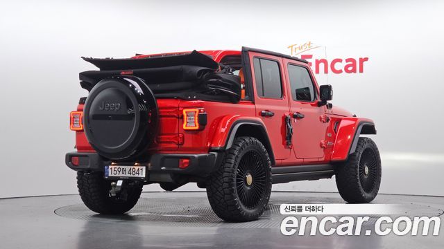 Jeep Wrangler 2023 — photo 2