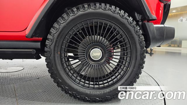 Jeep Wrangler 2023 — photo 7