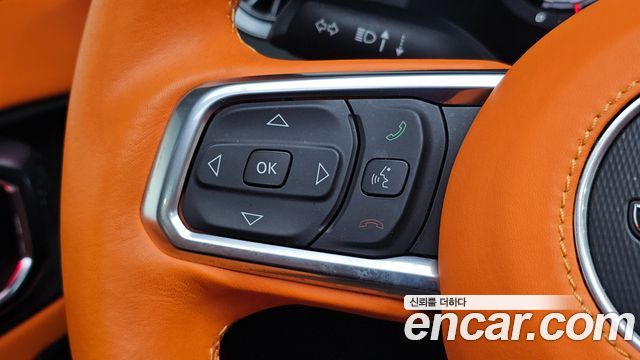 Jeep Wrangler 2023 — photo 32