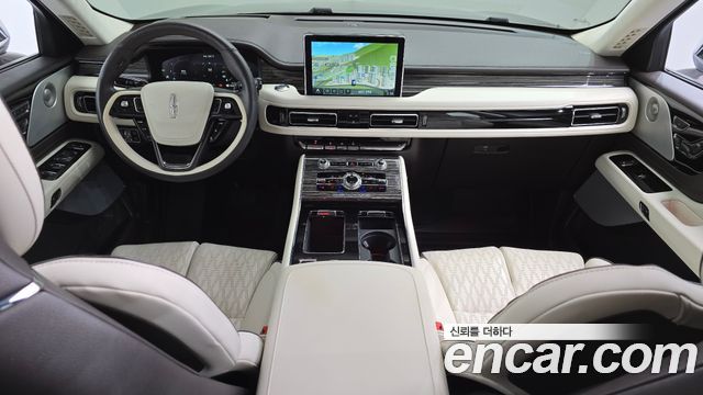 Lincoln Aviator 2021 — photo 7