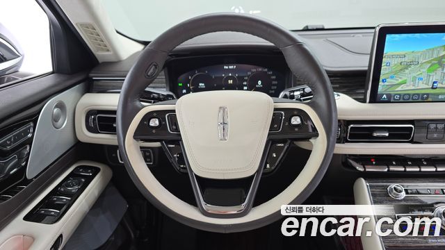 Lincoln Aviator 2021 — photo 13