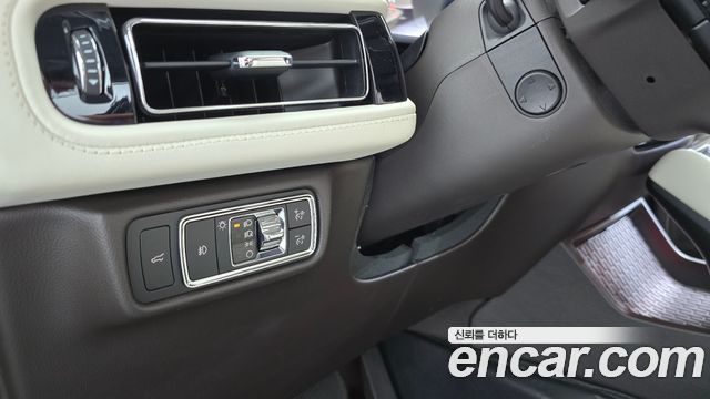 Lincoln Aviator 2021 — photo 18