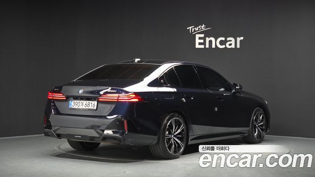 BMW 5-Series 2026 — photo 2