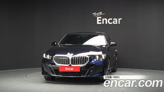 BMW 5-Series 2026 — photo 3