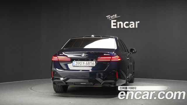 BMW 5-Series 2026 — photo 4