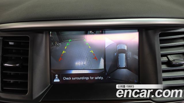 Nissan Pathfinder 2016 — photo 15