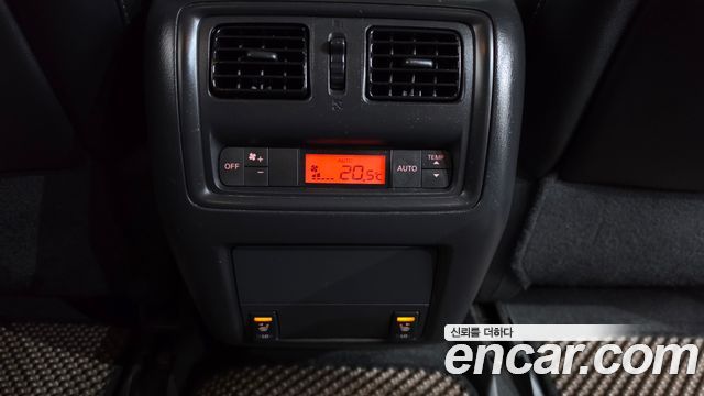 Nissan Pathfinder 2016 — photo 19