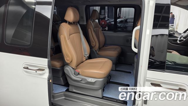 Hyundai Staria 2024 — photo 12
