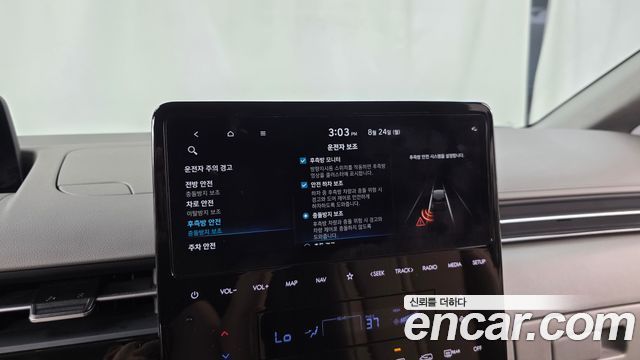 Hyundai Staria 2024 — photo 16
