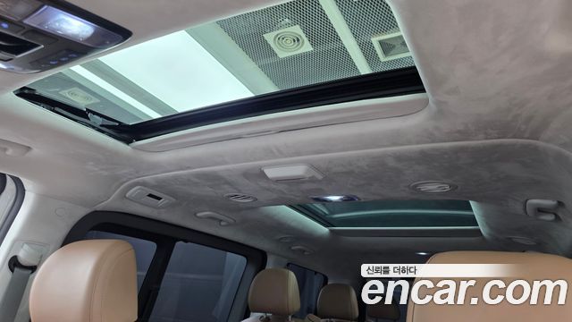 Hyundai Staria 2024 — photo 18