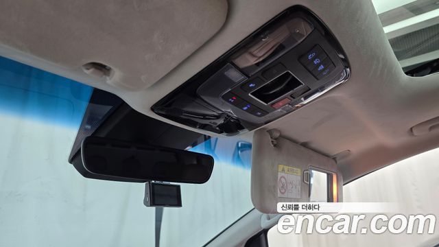 Hyundai Staria 2024 — photo 19