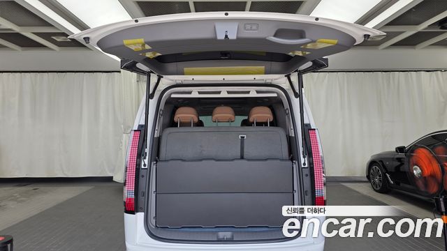 Hyundai Staria 2024 — photo 20