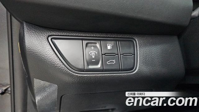 Genesis G70 2018 — photo 14