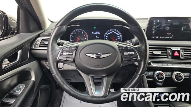 Genesis G70 2018 — photo 15