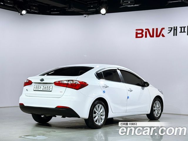 Kia K3 2013 — photo 2