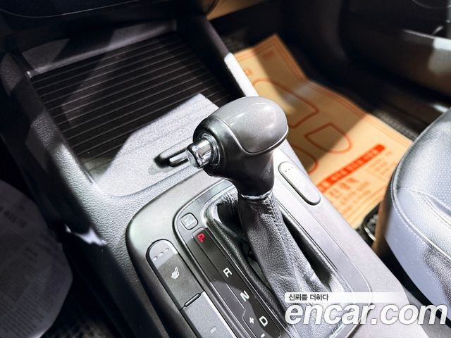 Kia K3 2013 — photo 11